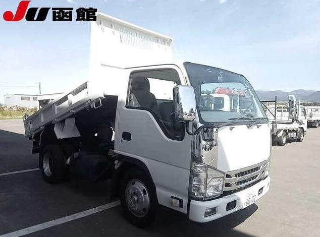 2010 Isuzu Elf